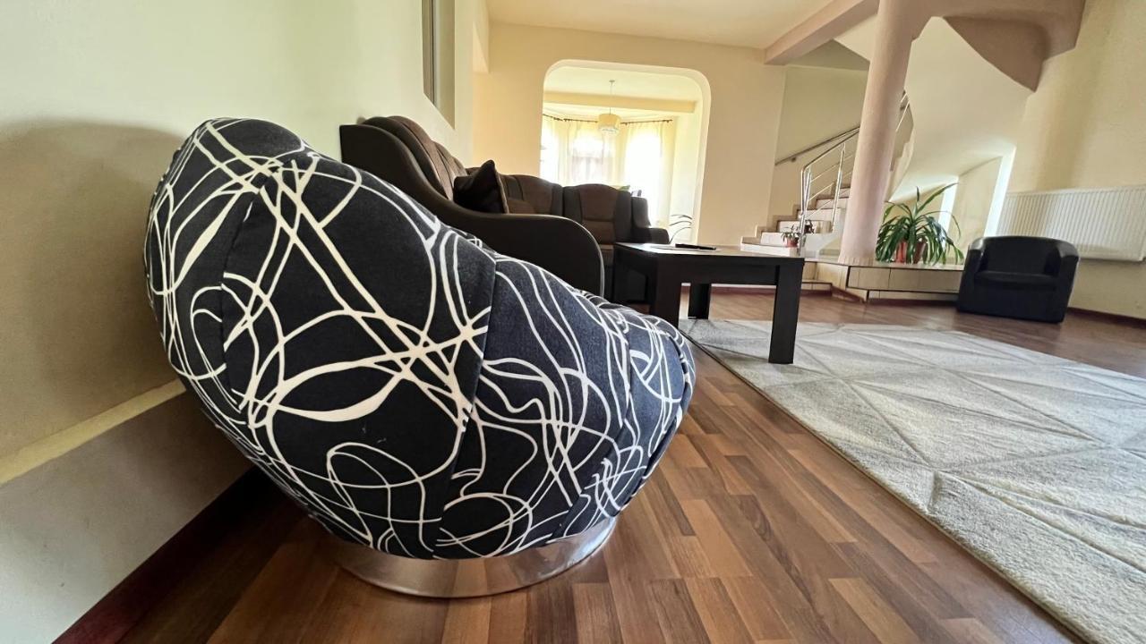 Casa Vio Villa Timisoara Ngoại thất bức ảnh